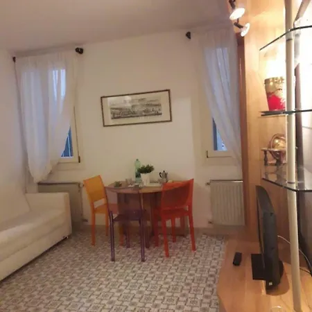 Apartman 99 Steps *